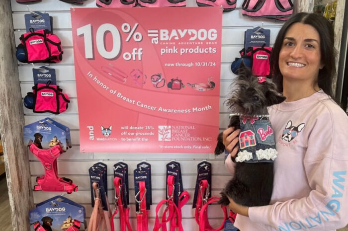 BAYDOG startet den Brustkrebsmonat mit Spende an die National Breast Cancer Foundation.